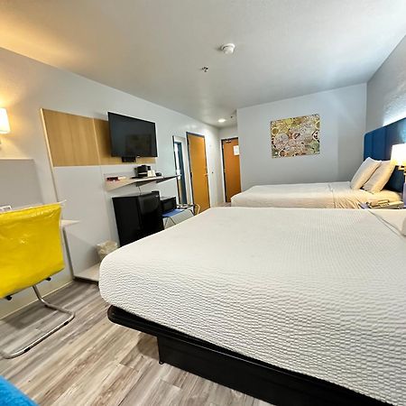 Microtel Inn & Suites By Wyndham Gallup - Pet Friendly Exterior foto