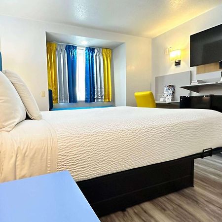 Microtel Inn & Suites By Wyndham Gallup - Pet Friendly Exterior foto