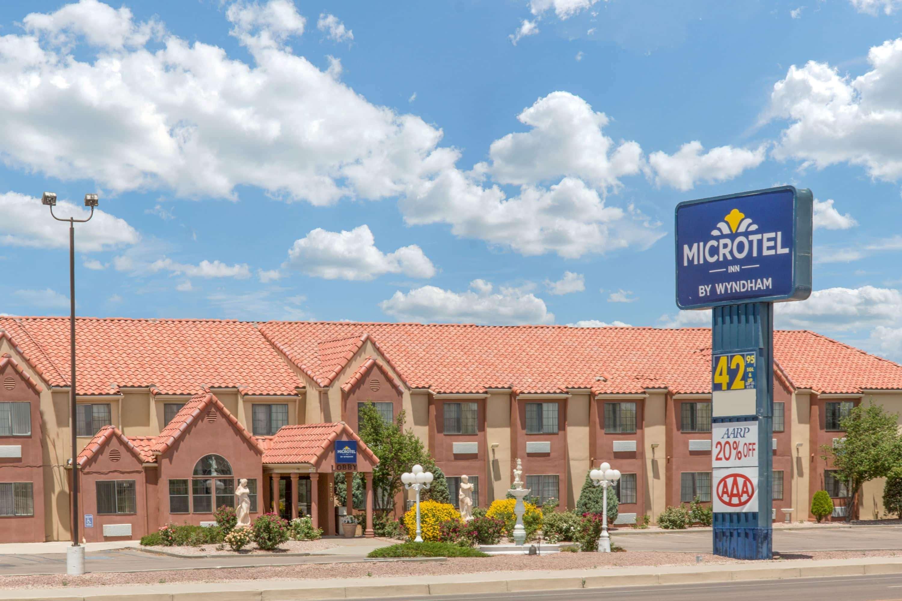 Microtel Inn & Suites By Wyndham Gallup - Pet Friendly Exterior foto