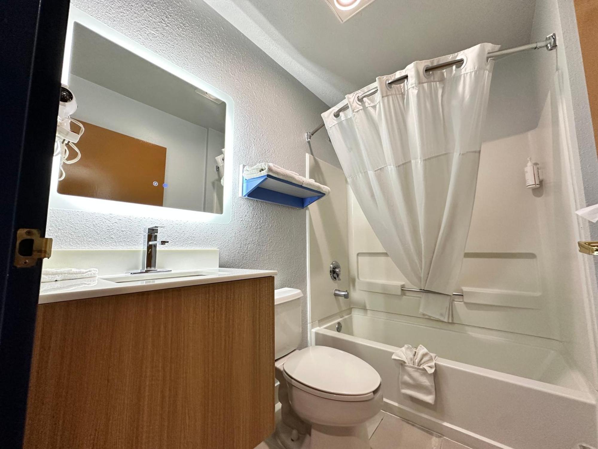 Microtel Inn & Suites By Wyndham Gallup - Pet Friendly Exterior foto