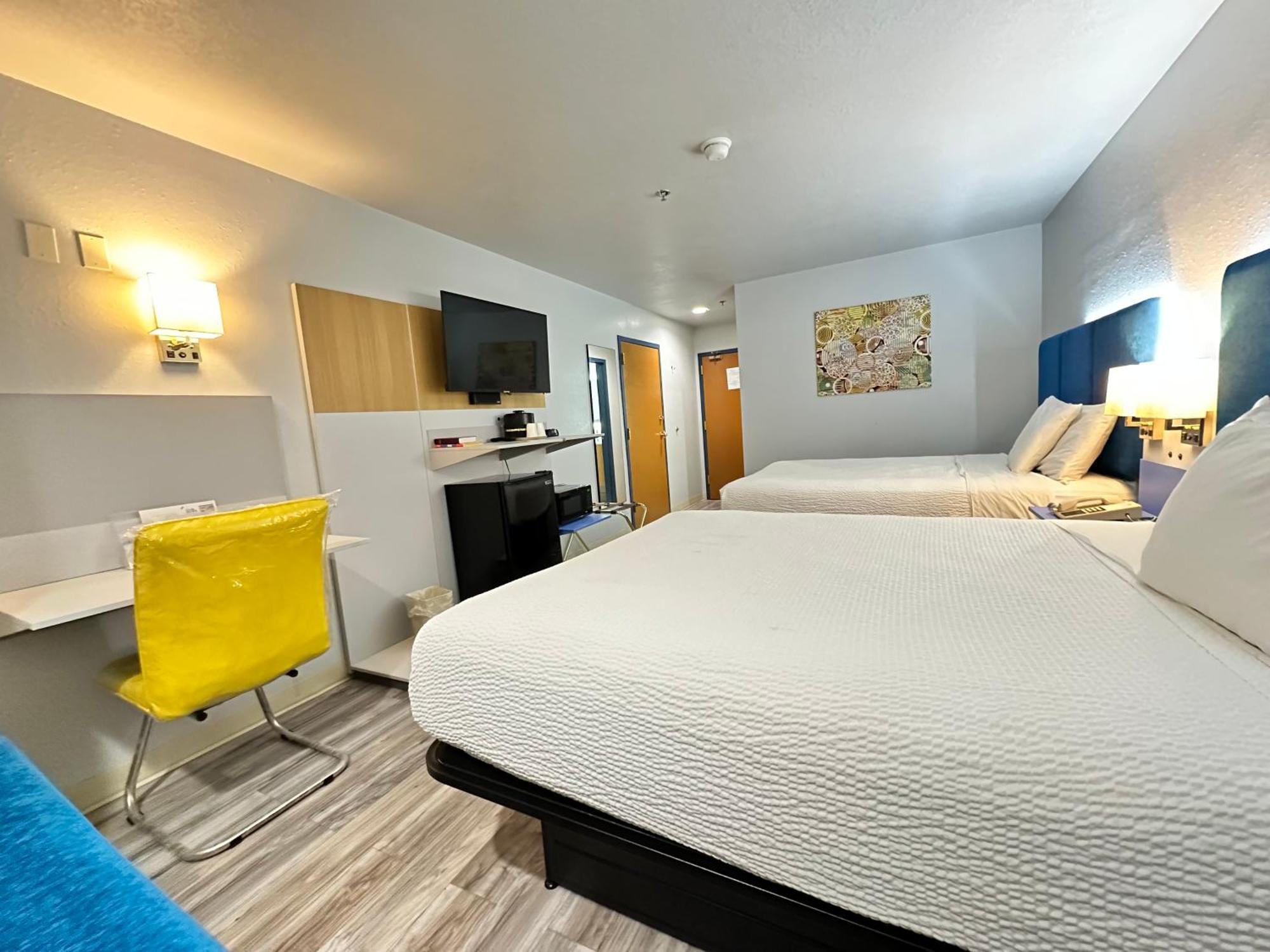 Microtel Inn & Suites By Wyndham Gallup - Pet Friendly Exterior foto