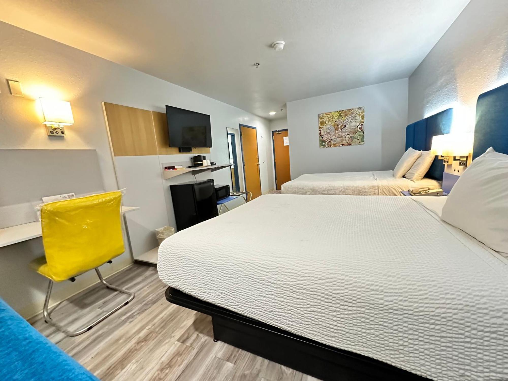 Microtel Inn & Suites By Wyndham Gallup - Pet Friendly Exterior foto