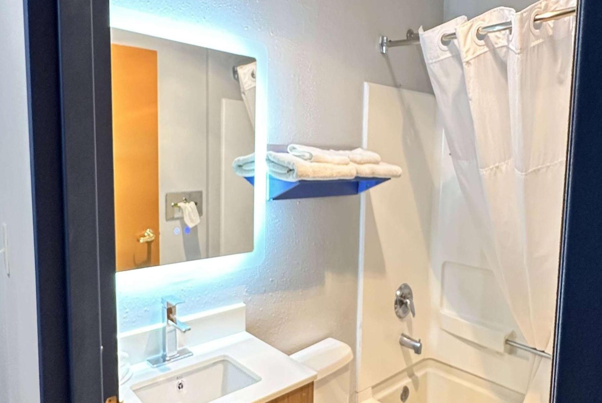 Microtel Inn & Suites By Wyndham Gallup - Pet Friendly Exterior foto