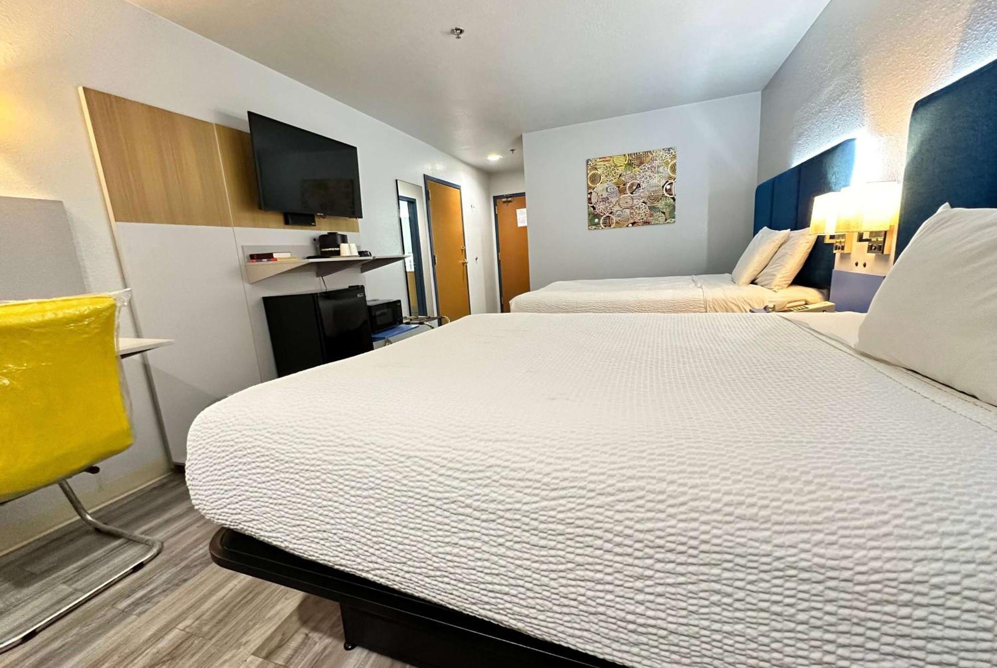 Microtel Inn & Suites By Wyndham Gallup - Pet Friendly Exterior foto